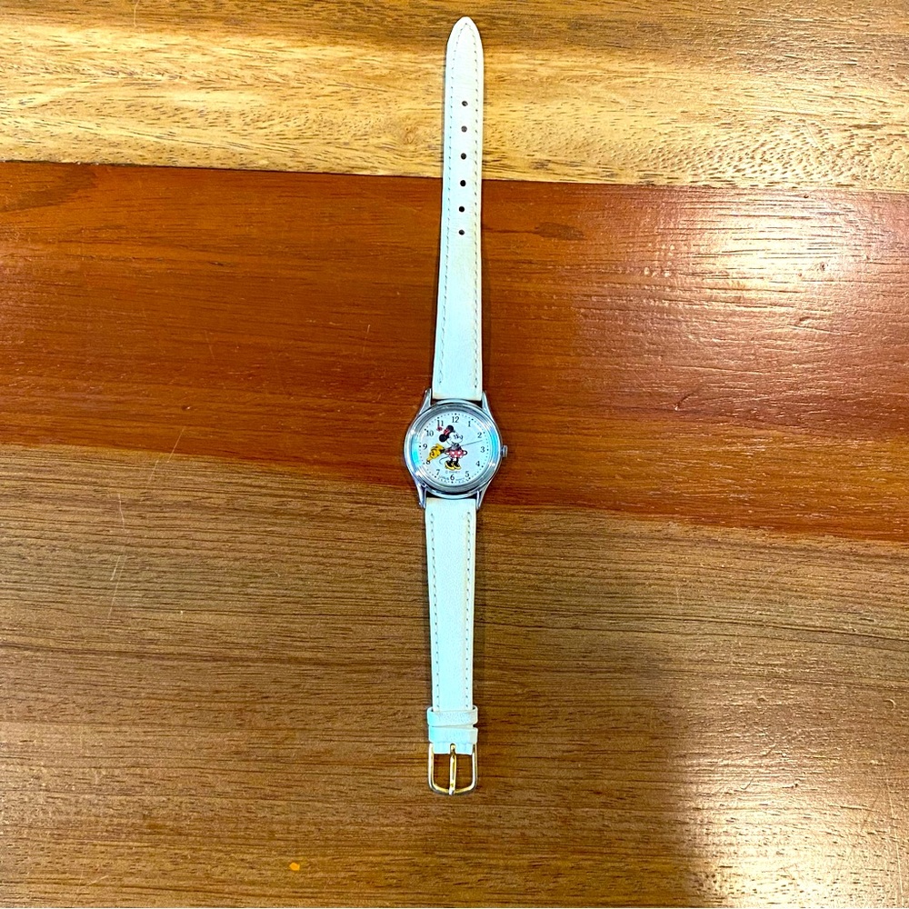 Vintage Disney Minnie Mouse Watch Lorus
